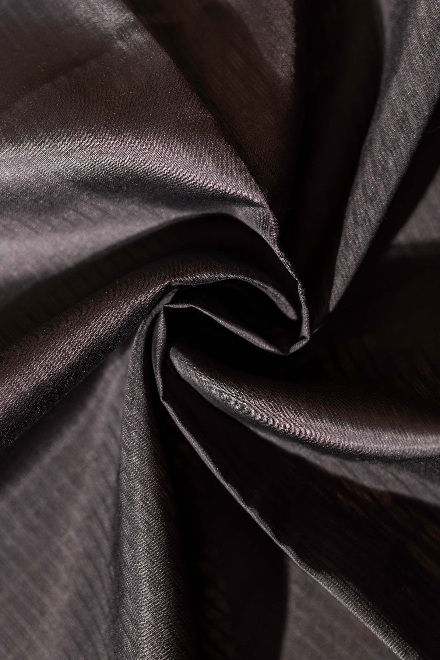 Contemporary Checkerd Charm With Korvai Edge